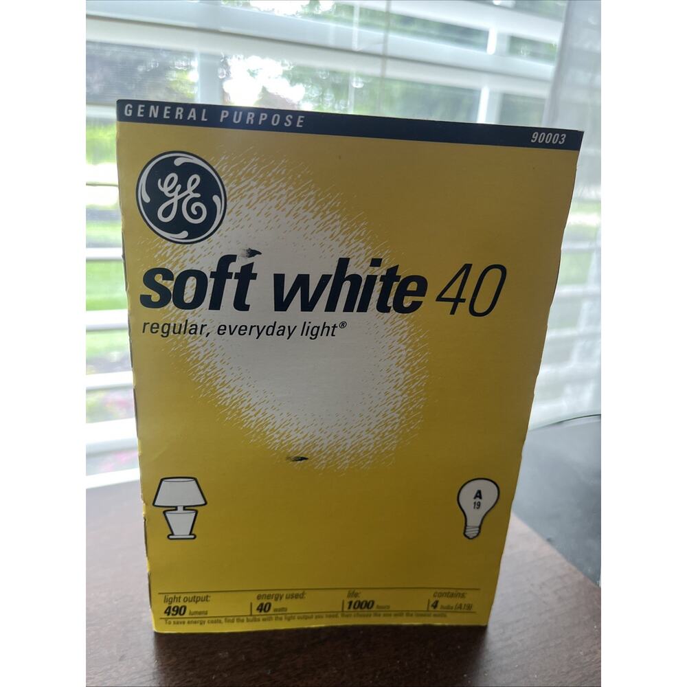 NEW GE Soft White 40 vintage antique Light Bulbs 4 Pack 40W NOS